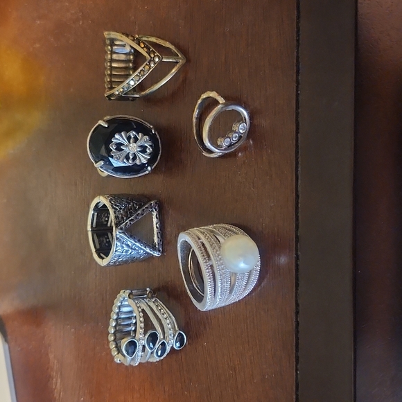 Chunky ring lot - Picture 1 of 13